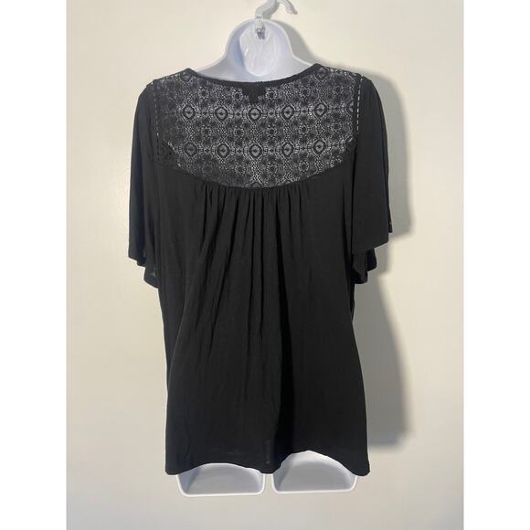 Torrid minimalist basic Black Lace Top 2X - Picture 6 of 7